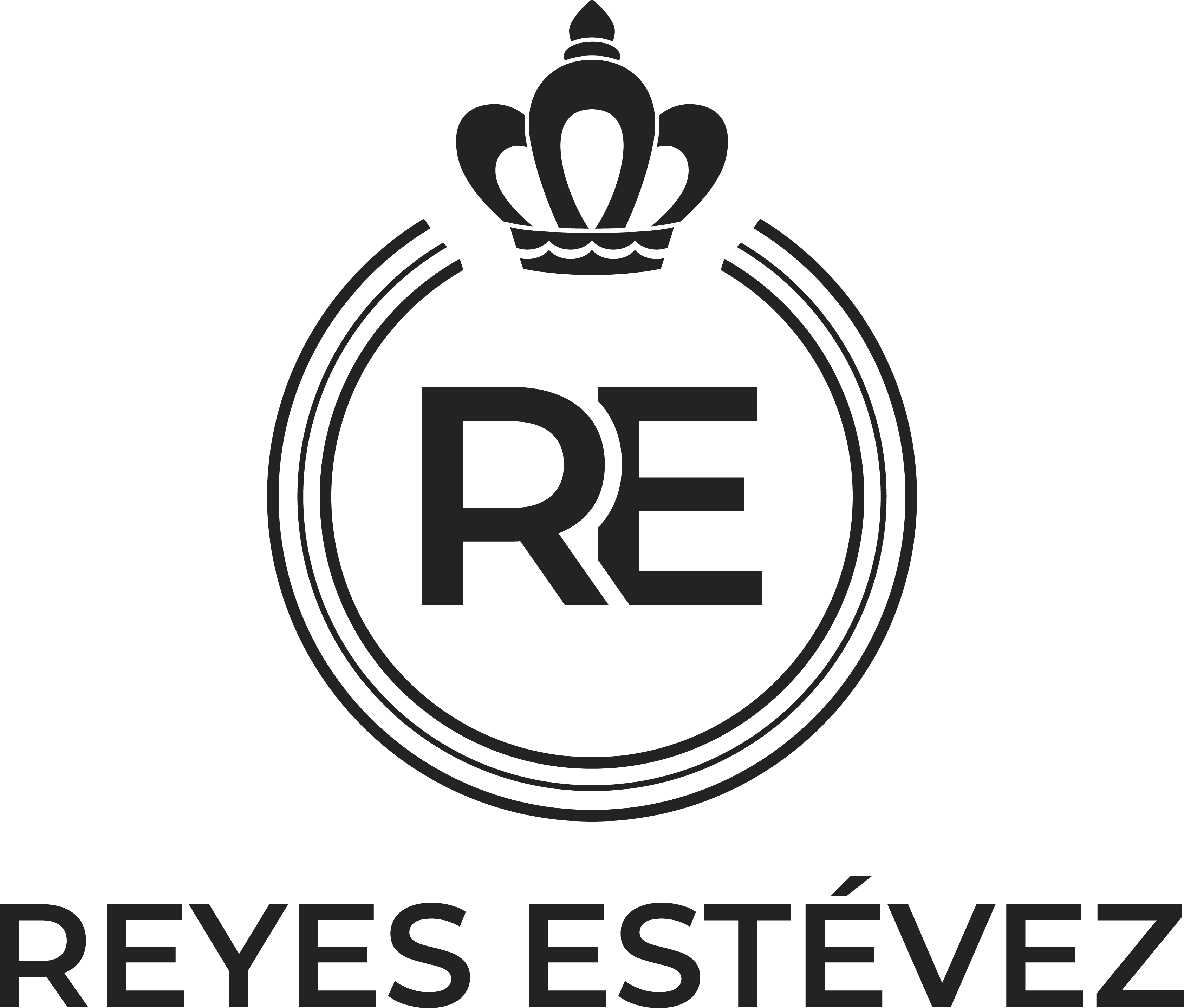 ReyesEstevez.com